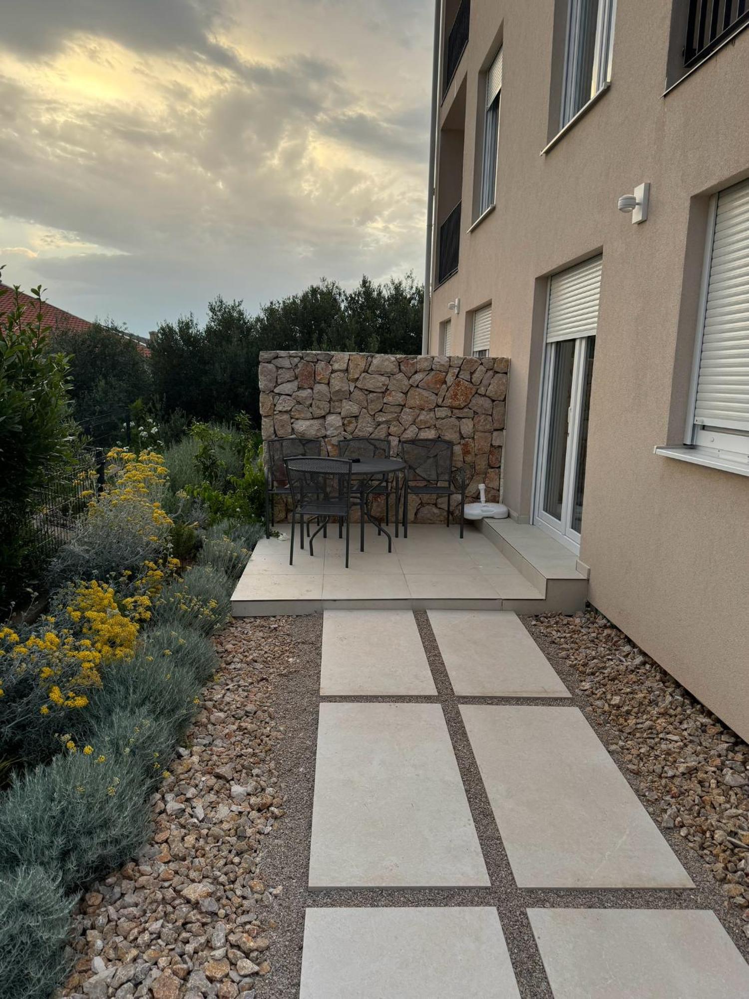 Twenty-Punat Apartments Exterior photo